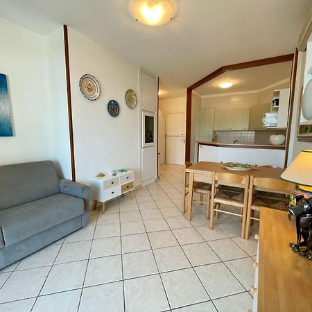 Bright Apartment With Pool Porto Santa Margherita di Caorle Exterior foto