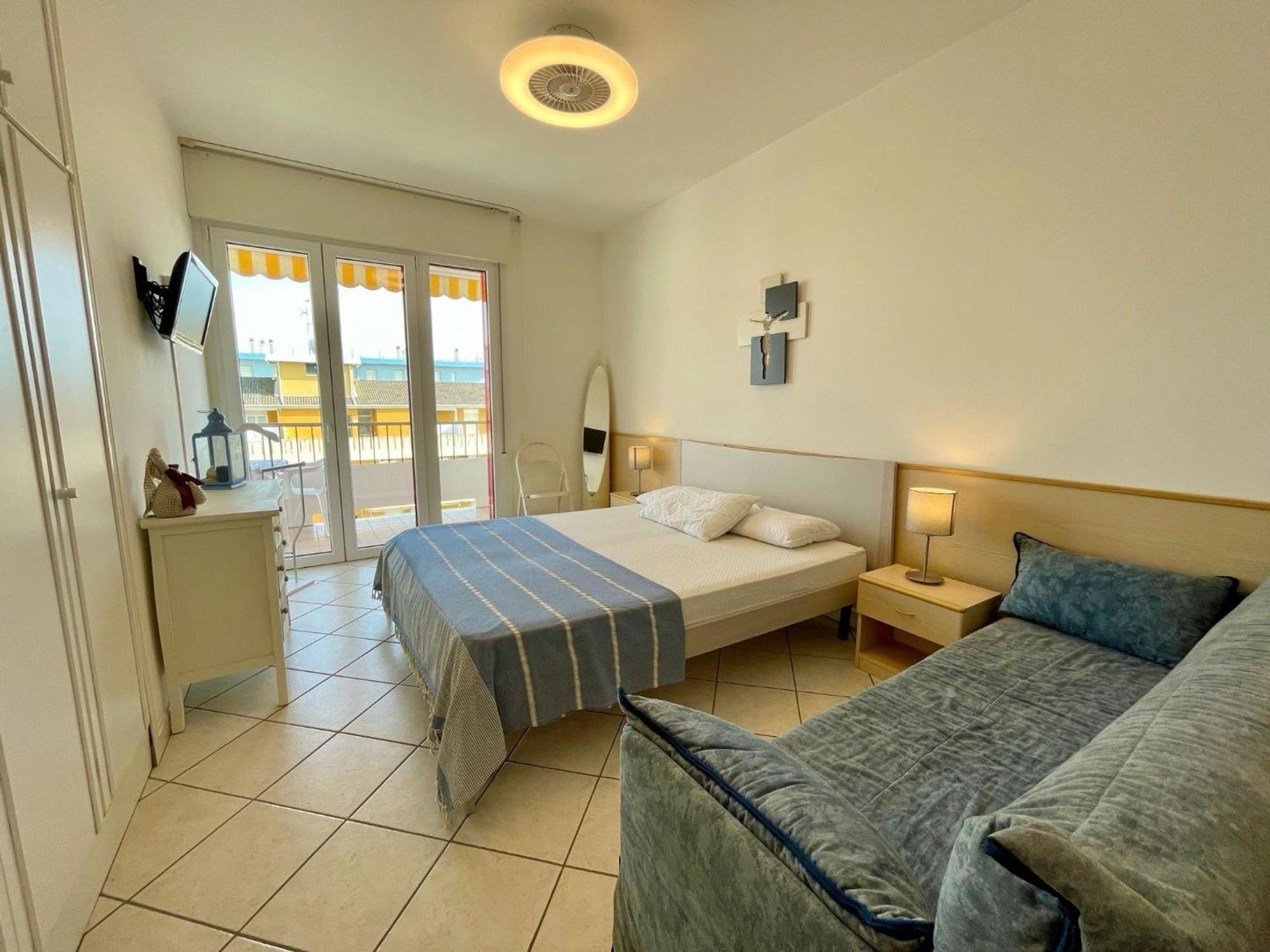 Bright Apartment With Pool Porto Santa Margherita di Caorle Exterior foto